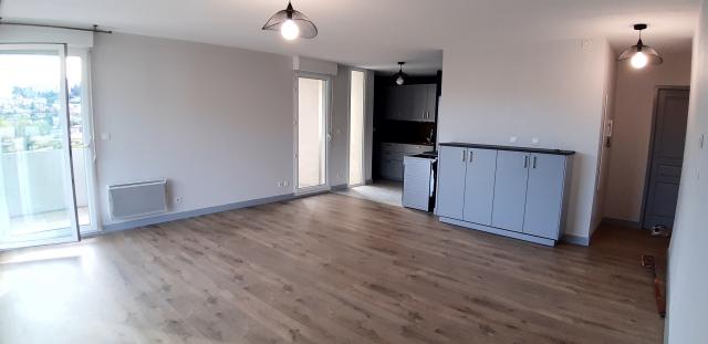 Location appartement T4 St Priest en Jarez - Photo 2