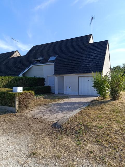 Location maison F4 Faverelles - Photo 8