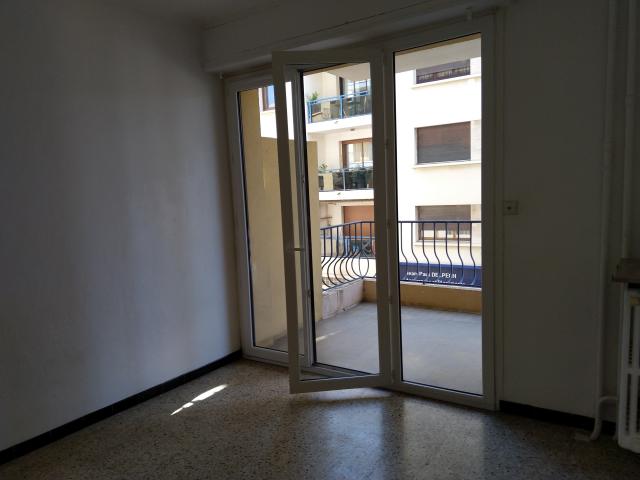 Location appartement T2 Hyeres - Photo 2