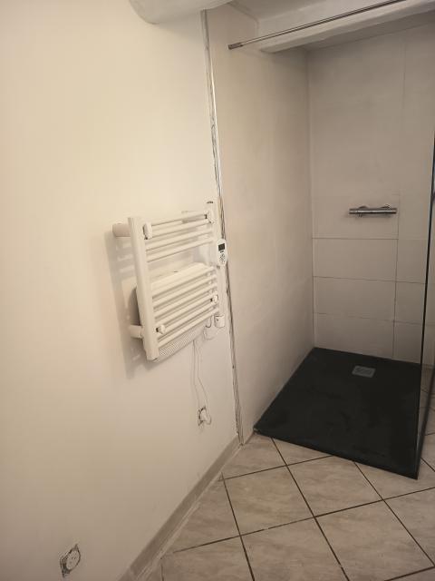 Location appartement T2 Villeneuve les Avignon - Photo 8
