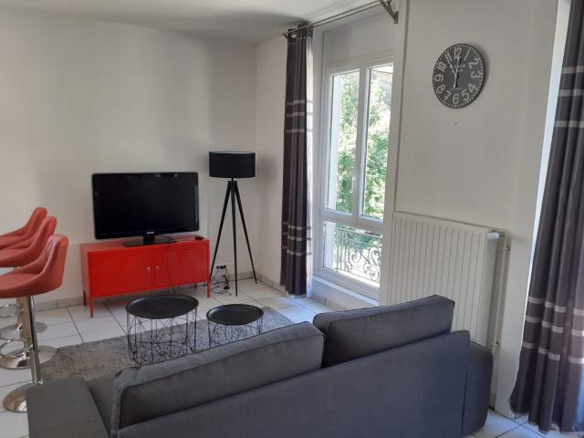 Location appartement T3 St Etienne - Photo 2