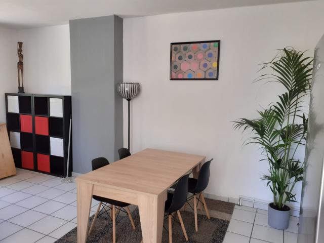Location appartement T3 St Etienne - Photo 3