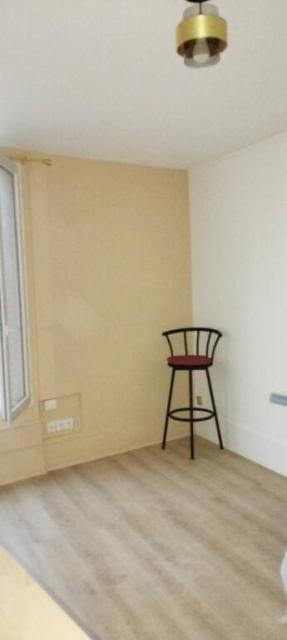 Location appartement T2 Courbevoie - Photo 4