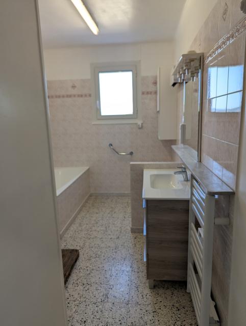 Location appartement T4 Peyrolles en Provence - Photo 5