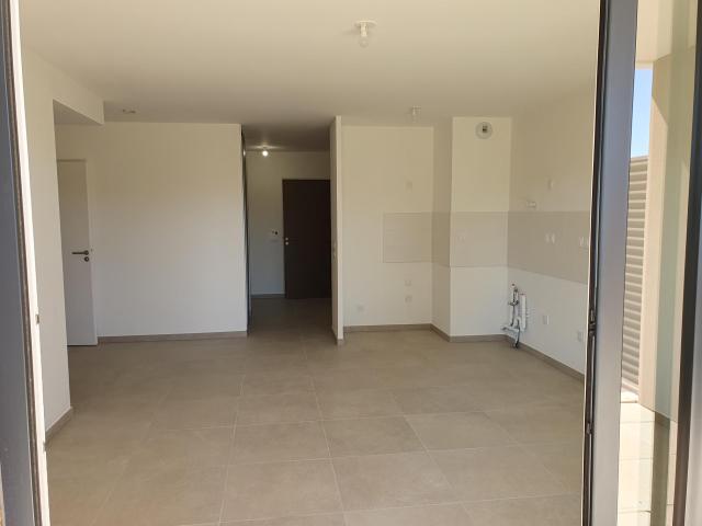 Location appartement T3 Castries - Photo 3