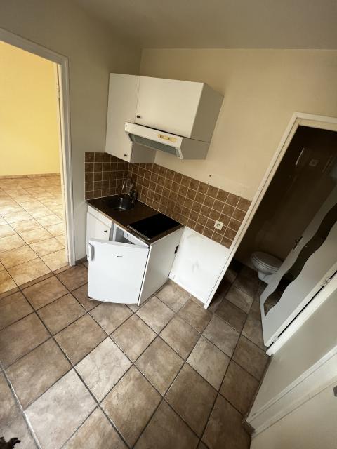 Location studio Chennevieres sur Marne - Photo 3
