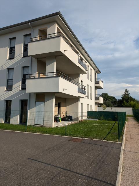 Location appartement T3 St Just St Rambert - Photo 9