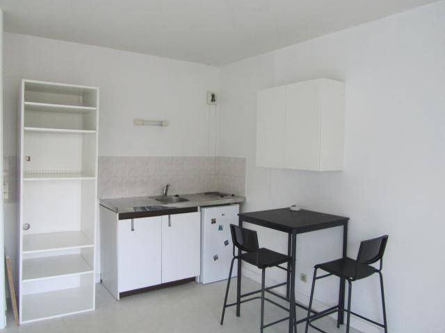 Location studio Vannes - Photo 2