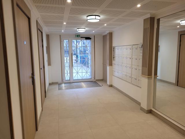Location appartement T2 Le Plessis Robinson - Photo 2