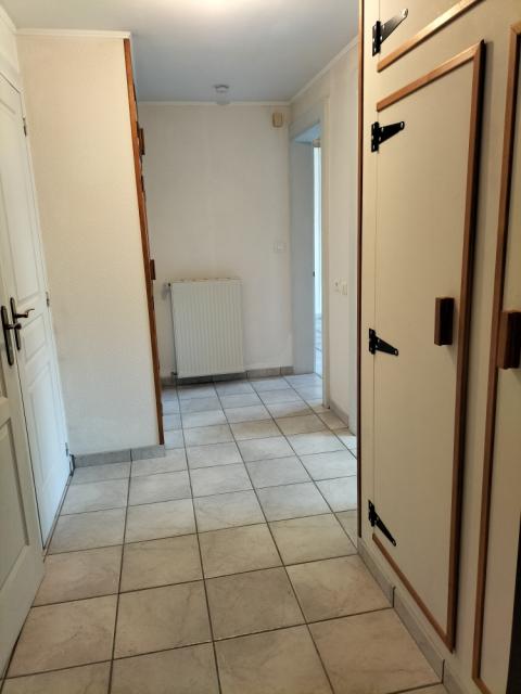 Location appartement T4 Villers le Lac - Photo 2