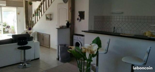 Location maison F3 Plaissan - Photo 2