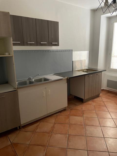 Location appartement T4 Bastelicaccia - Photo 7