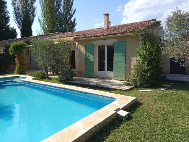Location maison F6 Paradou - Photo 8