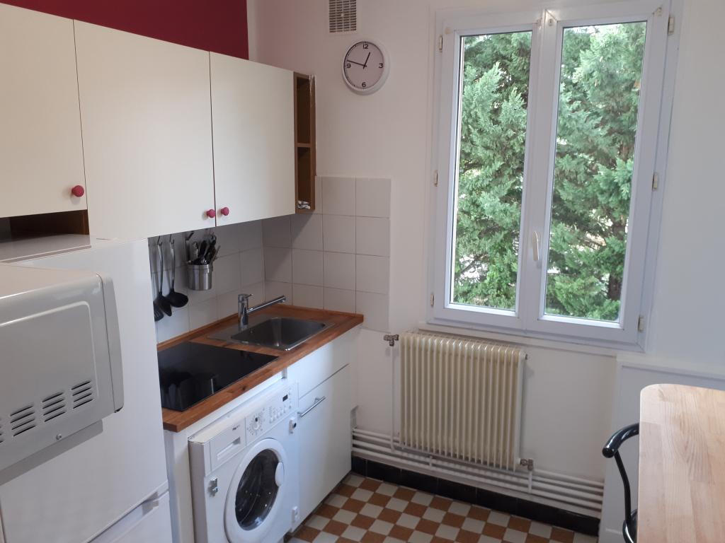 Location chambre Lyon 8 - Photo 2