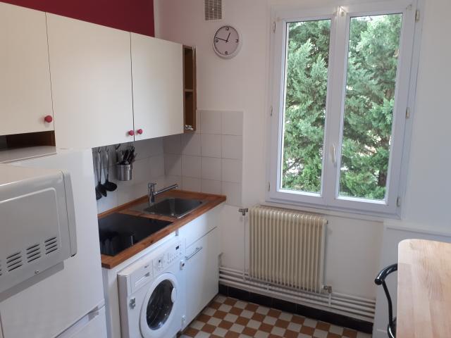 Location appartement T3 Lyon 8 - Photo 2