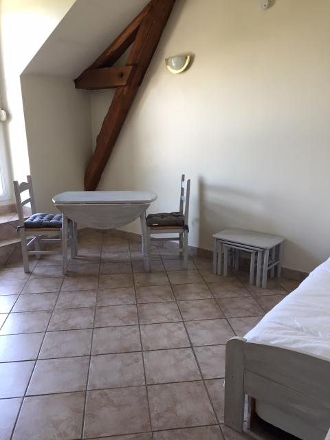 Location studio St Denis en Val - Photo 2