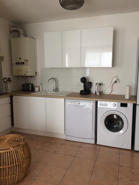 Location appartement T2 Marseille 08 - Photo 4