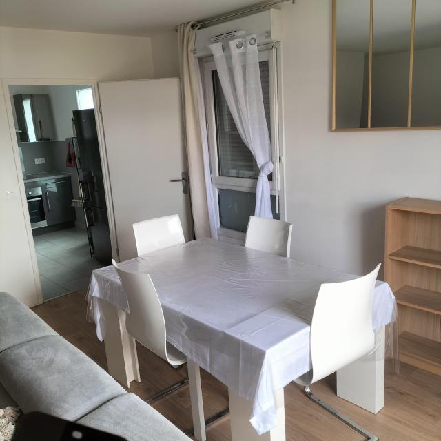 Location appartement T5 Trappes - Photo 2