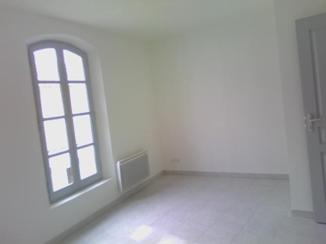 Location appartement T3 Arles - Photo 3