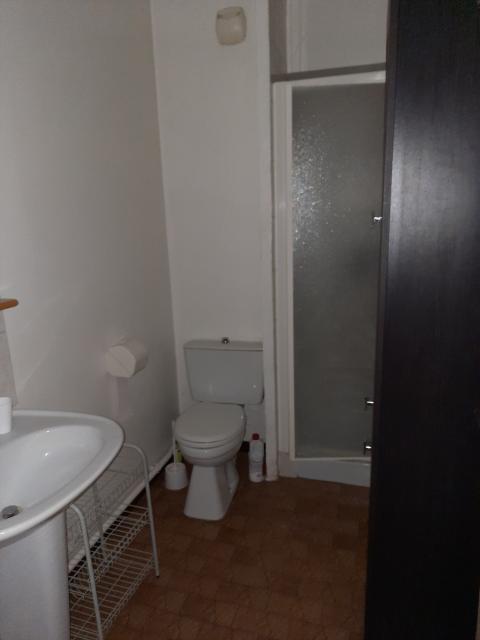 Location studio St Etienne - Photo 4