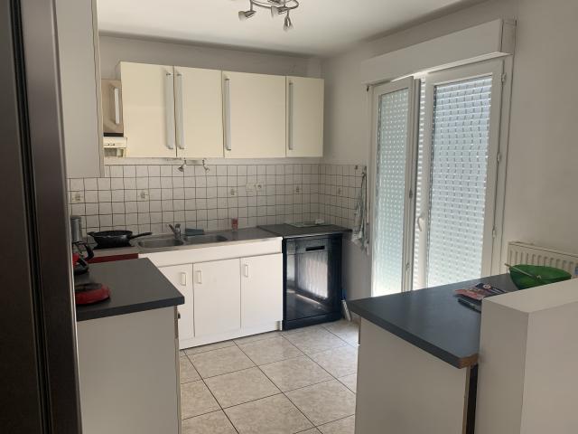 Location maison F6 Izier - Photo 2