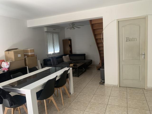 Location maison F6 Izier - Photo 3