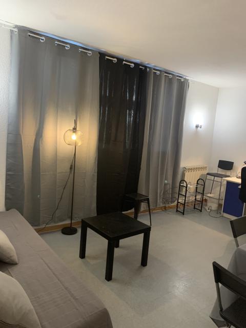 Location studio St Etienne - Photo 2