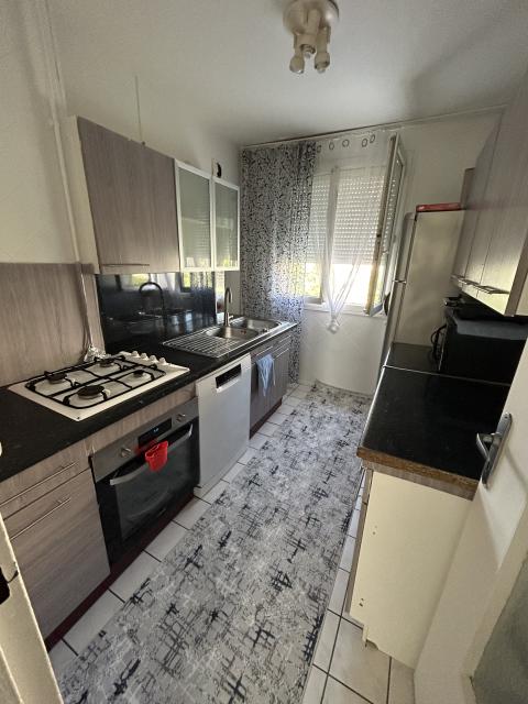Location appartement T4 Meyzieu - Photo 8