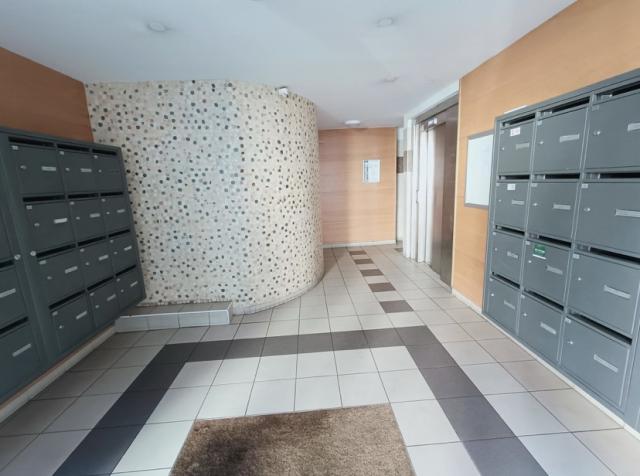 Location appartement T2 Marseille 04 - Photo 9