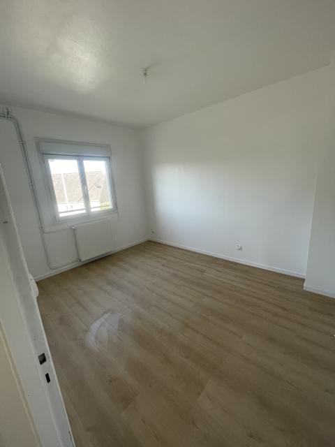 Location appartement T5 Donges - Photo 3