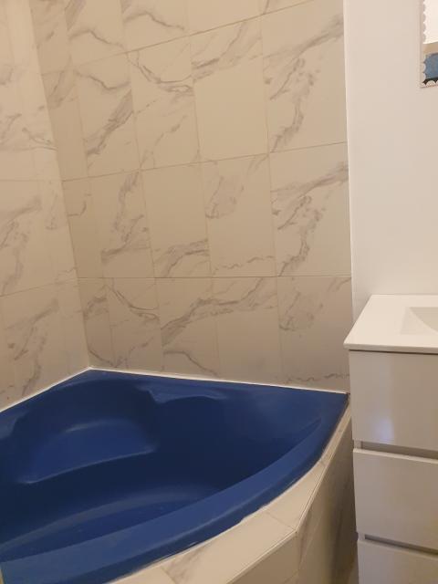 Location appartement T2 Marseille 08 - Photo 4