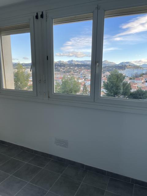 Location appartement T2 Marseille 11 - Photo 2