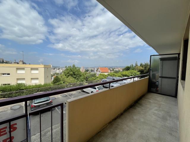 Location appartement T2 St Etienne - Photo 2