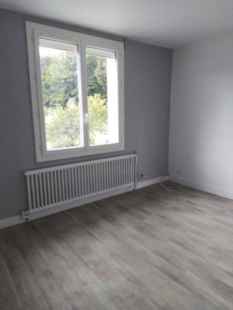 Location maison F3 Jardres - Photo 6