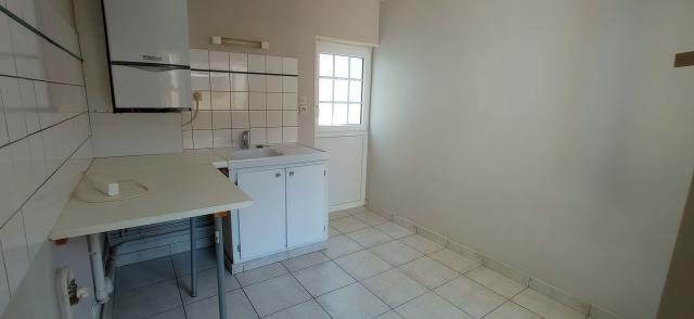Location maison F3 Le Blanc - Photo 7