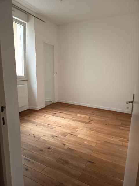 Location appartement T5 Reims - Photo 4