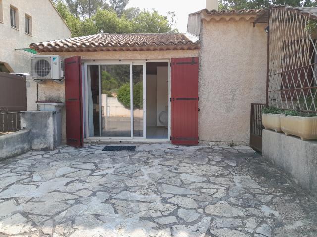 Location studio Venelles - Photo 10