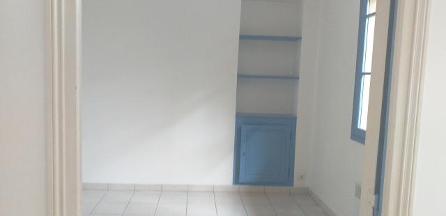 Location appartement T2 Nimes - Photo 4