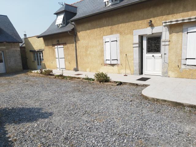 Location maison F5 Juillan - Photo 3