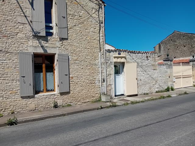 Location maison F4 Benon - Photo 2