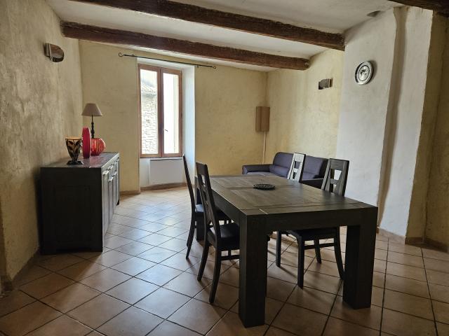 Location maison F4 Chateauneuf du Pape - Photo 2