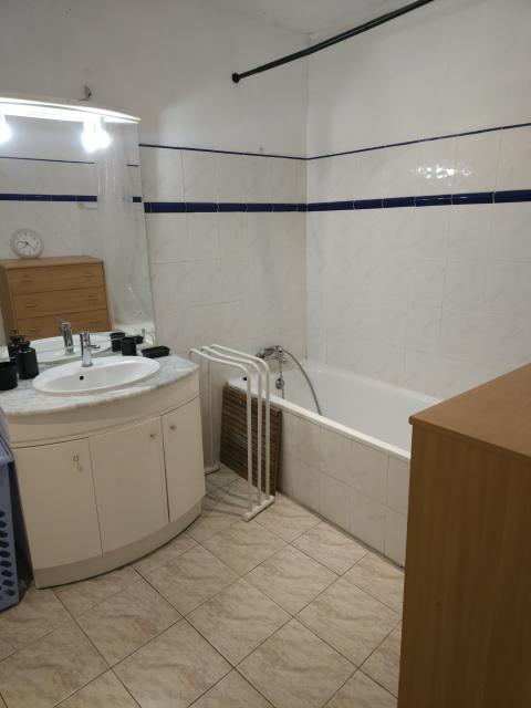 Location maison F4 Chateauneuf du Pape - Photo 6