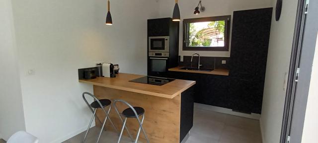Location appartement T2 Chateauneuf le Rouge - Photo 3