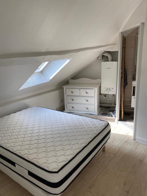 Location appartement T2 Paris 09 - Photo 4
