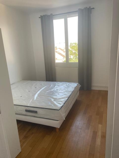 Location appartement T2 La Courneuve - Photo 2
