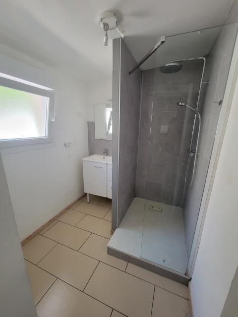 Location maison F4 Valenciennes - Photo 4