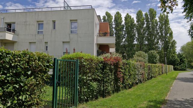 Location appartement T3 Savigny le Temple - Photo 4