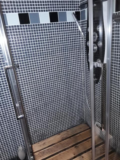 Location studio Marseille 09 - Photo 2