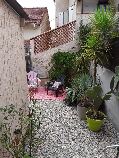 Location studio Marseille 09 - Photo 10