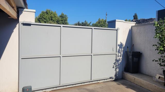 Location studio Marseille 14 - Photo 2